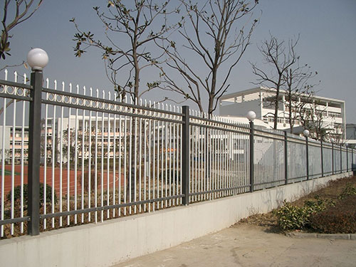 學校鋅鋼護欄